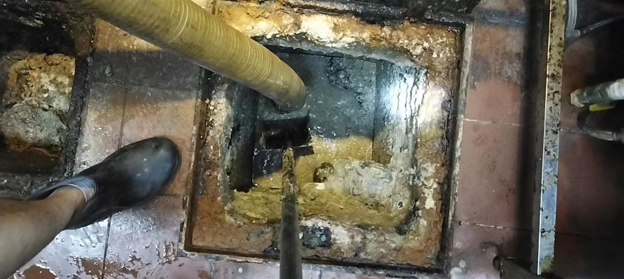 沙湖原种场污水池清理一般都有毒气，怎么预防中毒呢？