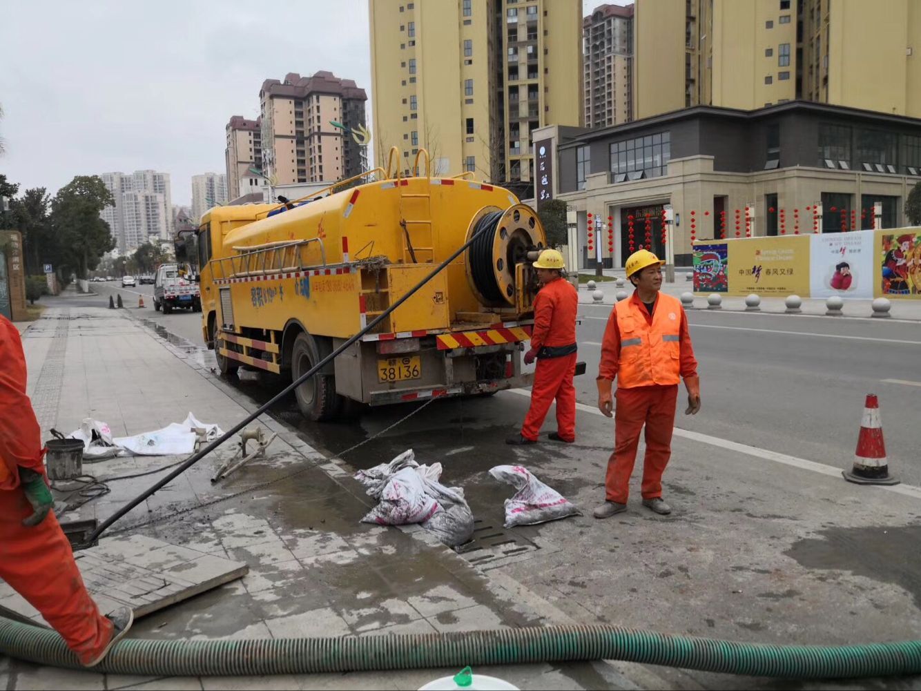 沙湖原种场排污管道清淤-管道清洗